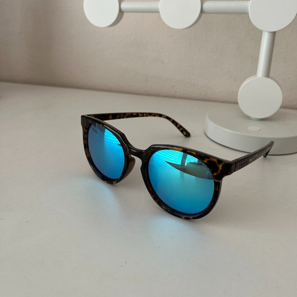 Quay Australia Dont Change 60mm Reflective Lens Cat 3 Tortoiseshell Sunglasses